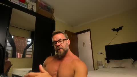 chris online show from 03/12/26, 04:57