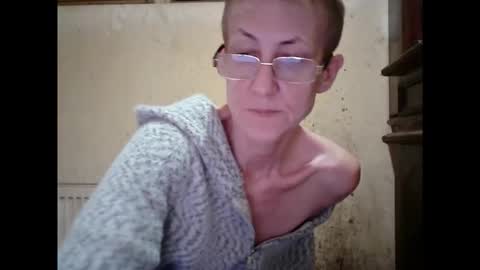 sexygeny4652 online show from 11/18/25, 05:39