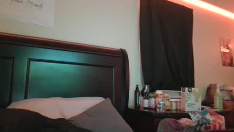 Snapshot of sexygoddesslizaaa chatting on 12/06/24, 08:05 ETERNAL GODDESS WOMAN online show from 12/06/24, 08:05