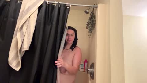 Snapshot of sexygoddesslizaaa chatting on 09/23/25, 02:47 ETERNAL GODDESS WOMAN online show from 09/23/25, 02:47