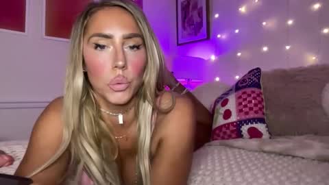 Ashley Love online show from 04/21/26, 08:20