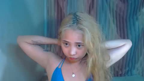 Snapshot of sexyhotbojean chatting on 09/20/25, 10:33 jeanken and jelian online show from 09/20/25, 10:33