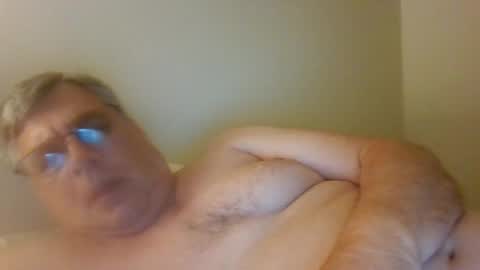 chris online show from 06/12/26, 03:05
