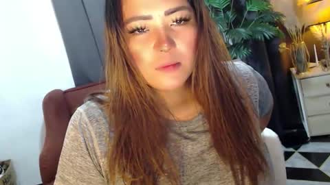 JENNY online show from 04/19/26, 05:34