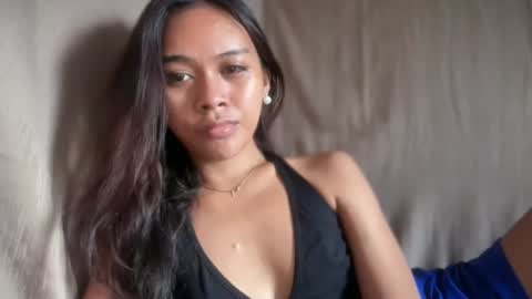 Snapshot of sexykarina_ chatting on 06/22/26, 12:45 Karina3 online show from 06/22/26, 12:45