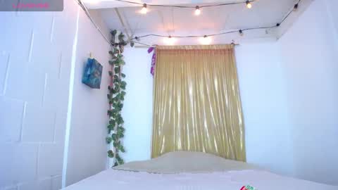 Snapshot of sexykata_of chatting on 05/10/26, 12:49 Kata sexy online show from 05/10/26, 12:49