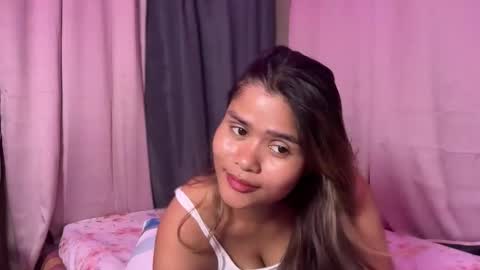 Snapshot of sexylady_pinayx chatting on 04/05/26, 11:35 Call me Bea online show from 04/05/26, 11:35