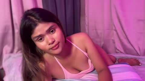 Snapshot of sexylady_pinayx chatting on 04/09/26, 01:49 Call me Bea online show from 04/09/26, 01:49