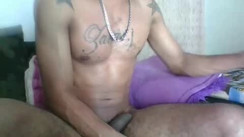 Snapshot of sexyleon69 chatting on 01/16/26, 06:39 Sexy leon online show from 01/16/26, 06:39