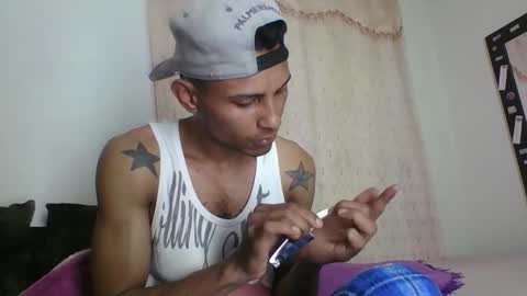 Snapshot of sexyleon69 chatting on 02/06/26, 07:17 Sexy leon online show from 02/06/26, 07:17