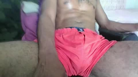 Snapshot of sexyleon69 chatting on 02/11/26, 01:43 Sexy leon online show from 02/11/26, 01:43