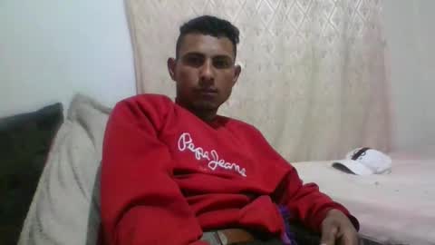 Snapshot of sexyleon69 chatting on 02/12/26, 08:09 Sexy leon online show from 02/12/26, 08:09