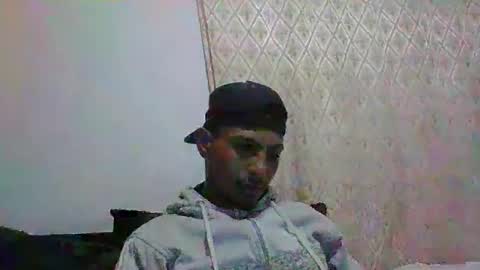 Snapshot of sexyleon69 chatting on 02/19/26, 05:53 Sexy leon online show from 02/19/26, 05:53