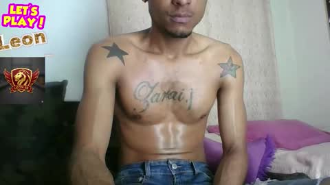 Snapshot of sexyleon69 chatting on 03/03/26, 02:23 Sexy leon online show from 03/03/26, 02:23