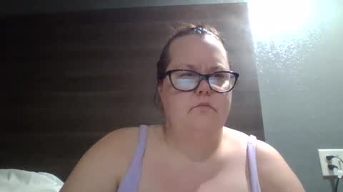 Snapshot of sexylil_bbw chatting on 05/05/26, 02:03 sexylil_bbw online show from 05/05/26, 02:03
