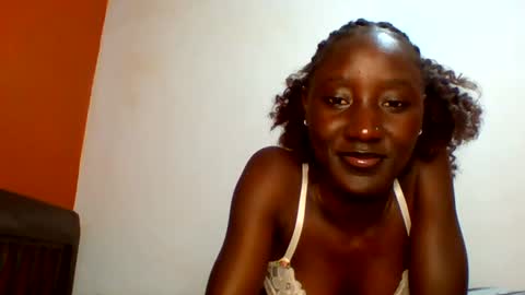 Snapshot of sexylucia5 chatting on 06/16/26, 10:45 sexylucia5 online show from 06/16/26, 10:45