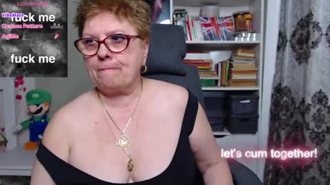 sexylynette4u online show from 02/27/25, 10:26