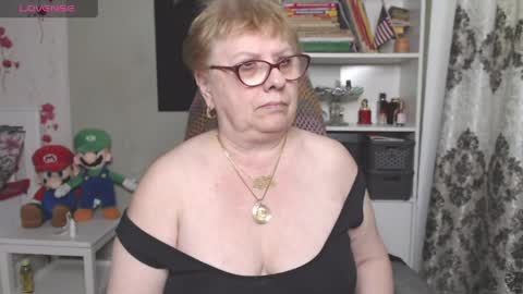Snapshot of sexylynette4u chatting on 05/05/26, 09:50 sexylynette4u online show from 05/05/26, 09:50