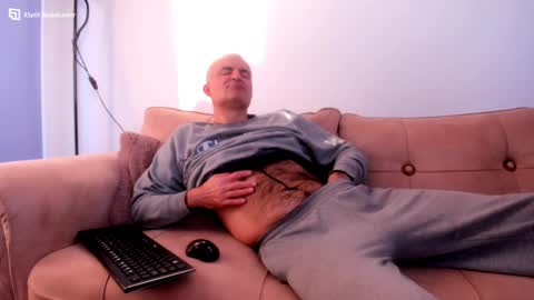 Snapshot of sexymaja77 chatting on 01/04/25, 07:13 David online show from 01/04/25, 07:13