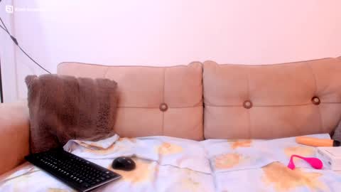 Snapshot of sexymaja77 chatting on 02/08/25, 05:08 David online show from 02/08/25, 05:08