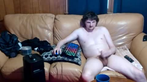 Snapshot of sexyman3236 chatting on 09/17/25, 10:44 sexyman3236 online show from 09/17/25, 10:44