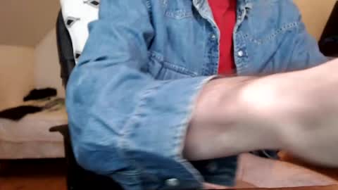 Snapshot of sexyman_fr chatting on 01/03/25, 07:07 Vincent Vega online show from 01/03/25, 07:07