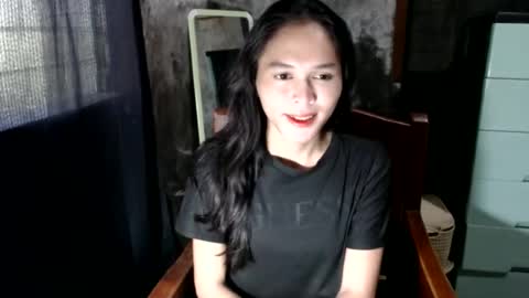 Snapshot of sexymeltsss chatting on 06/16/26, 02:36 Lyka online show from 06/16/26, 02:36