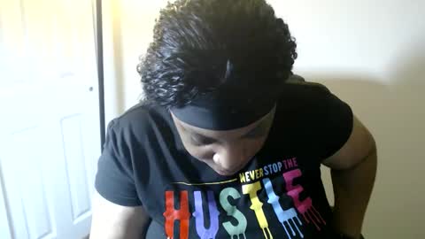 SexyMona online show from 04/21/26, 08:09