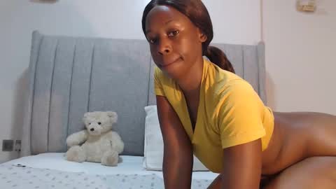 sexymonalisa1 online show from 04/25/26, 06:27