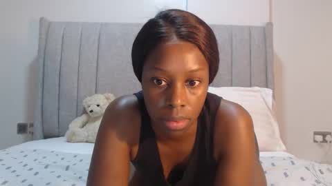 Snapshot of sexymonalisa1 chatting on 06/02/26, 05:31 sexymonalisa1 online show from 06/02/26, 05:31
