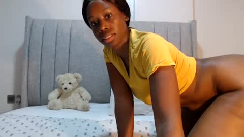 Snapshot of sexymonalisa1 chatting on 07/25/26, 06:11 sexymonalisa1 online show from 07/25/26, 06:11