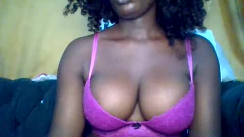 Snapshot of sexynatasha46 chatting on 01/20/25, 06:21 natasha online show from 01/20/25, 06:21
