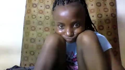 VIVIAN online show from 02/07/25, 06:56