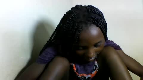 VIVIAN online show from 02/16/25, 04:32