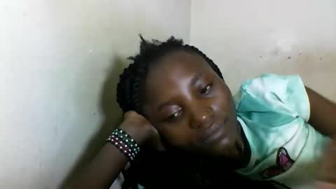 VIVIAN online show from 02/19/25, 05:16