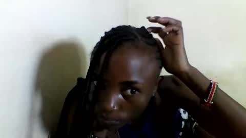 VIVIAN online show from 03/08/25, 05:17