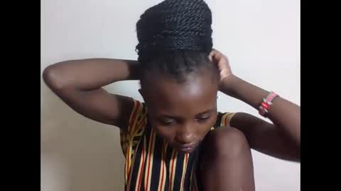 VIVIAN online show from 10/30/25, 08:49