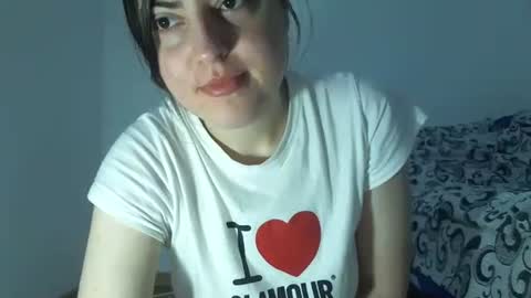 Snapshot of sexynyu18 chatting on 02/01/25, 09:11 Alex online show from 02/01/25, 09:11