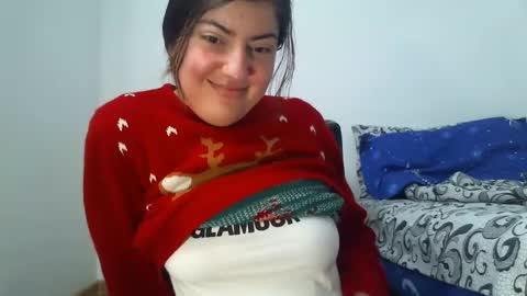 Snapshot of sexynyu18 chatting on 02/09/25, 09:37 Alex online show from 02/09/25, 09:37