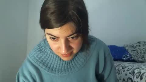 Snapshot of sexynyu18 chatting on 03/02/25, 10:45 Alex online show from 03/02/25, 10:45