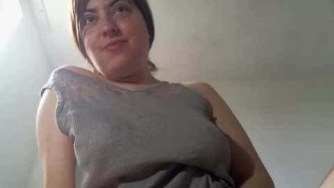 Snapshot of sexynyu18 chatting on 05/31/26, 07:26 Alex online show from 05/31/26, 07:26