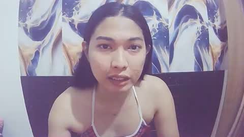 Snapshot of sexypetiteraine chatting on 04/27/26, 06:00 sexypetiteraine online show from 04/27/26, 06:00