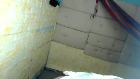 Snapshot of sexypinaymiya chatting on 02/07/25, 05:31 Miyah online show from 02/07/25, 05:31