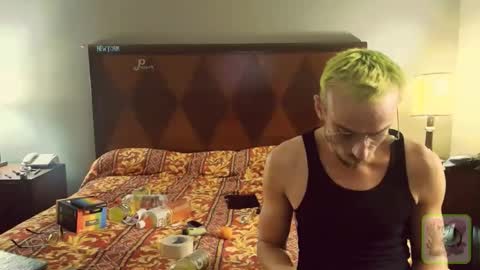 Possum online show from 04/18/26, 04:05