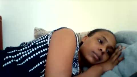 DOVY ACHIENG online show from 09/24/25, 11:02