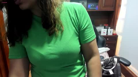 R A C H E L online show from 11/04/25, 12:04