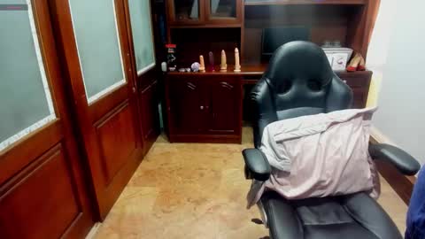 R A C H E L online show from 11/07/25, 12:05