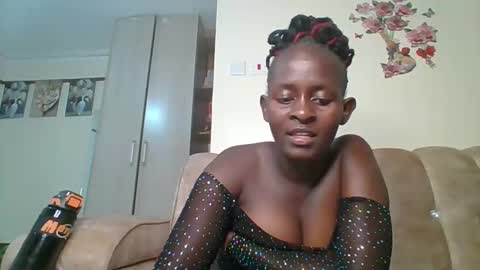 sexyreddebony online show from 01/01/25, 09:41