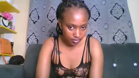 sexyriri22 online show from 12/14/25, 11:48