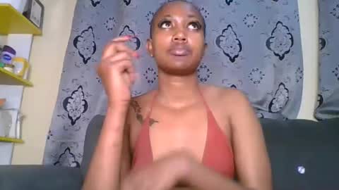 sexyriri22 online show from 02/25/26, 11:53